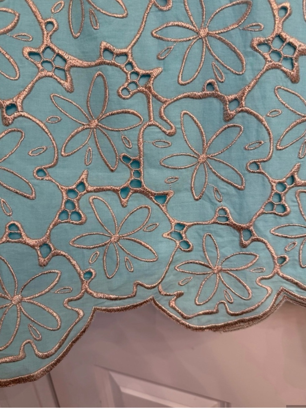 🌸EUC Lilly Pulitzer Aqua Metallic Sand Dollar Embroidered Shift Dress - Picture 5 of 5
